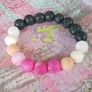 NWT Dragon Vein Agate Lava Rock Diffuser Bracelet
